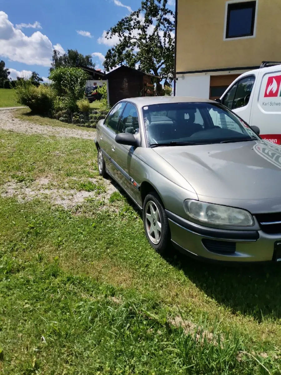 Opel Omega