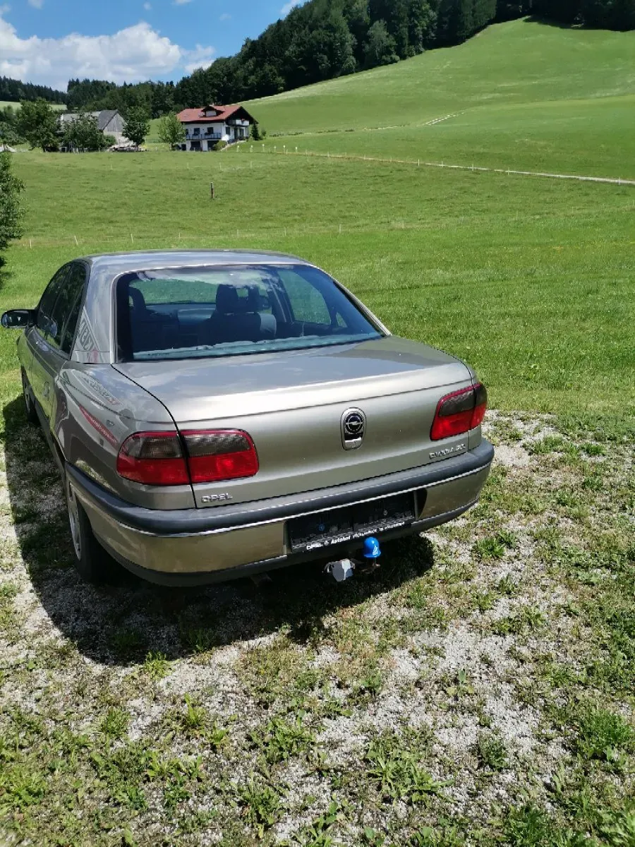 Opel Omega 1995 photo 2