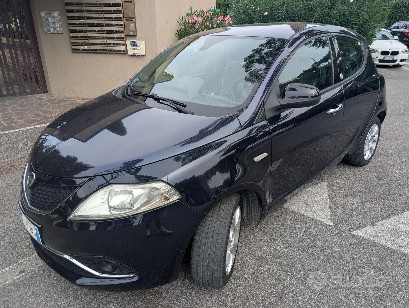 Lancia Ypsilon