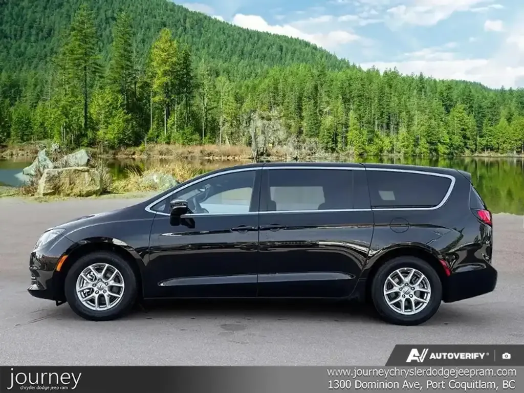 Chrysler Grand Caravan 2025 photo 4