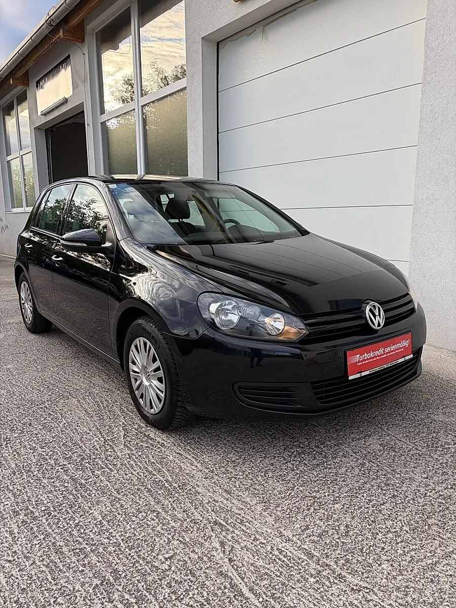 Volkswagen Golf 2011 photo 2