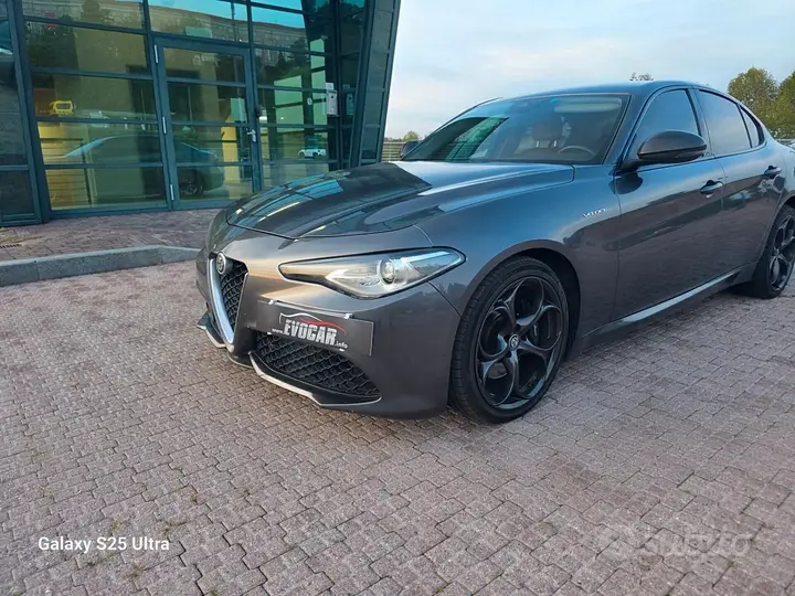 Alfa Romeo Giulia 2017 photo 3