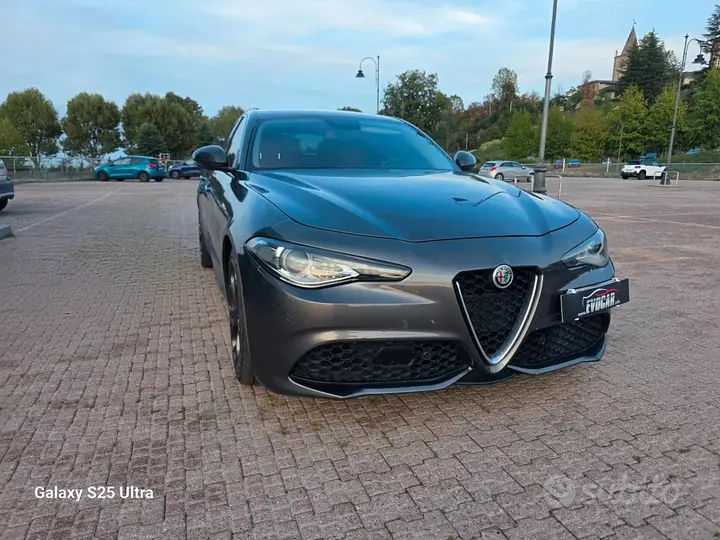 Alfa Romeo Giulia 2017 photo 4