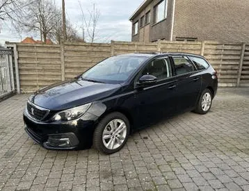 Peugeot 308 2021 photo 3