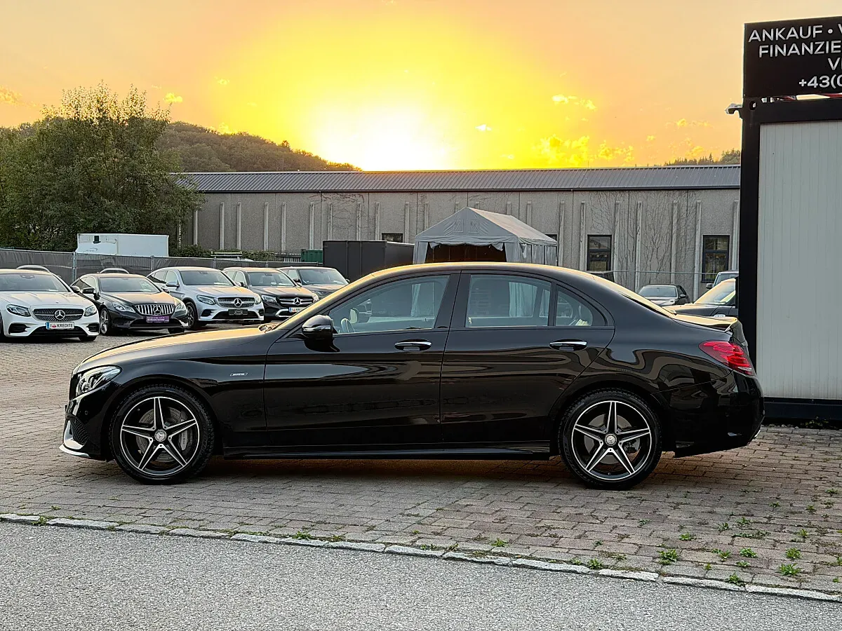 Mercedes-Benz C-Class 2016 photo 2