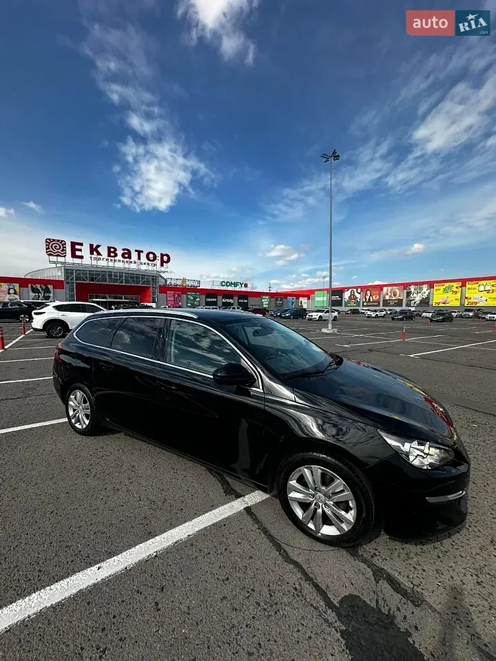 Peugeot 308 2014 photo 2