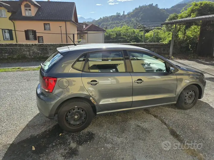 Volkswagen Polo 2013 photo 5