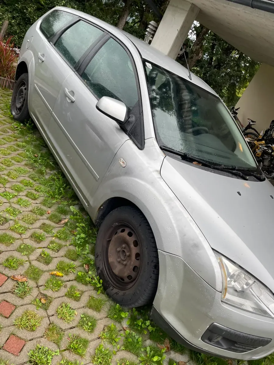 Ford Focus 2007 photo 2