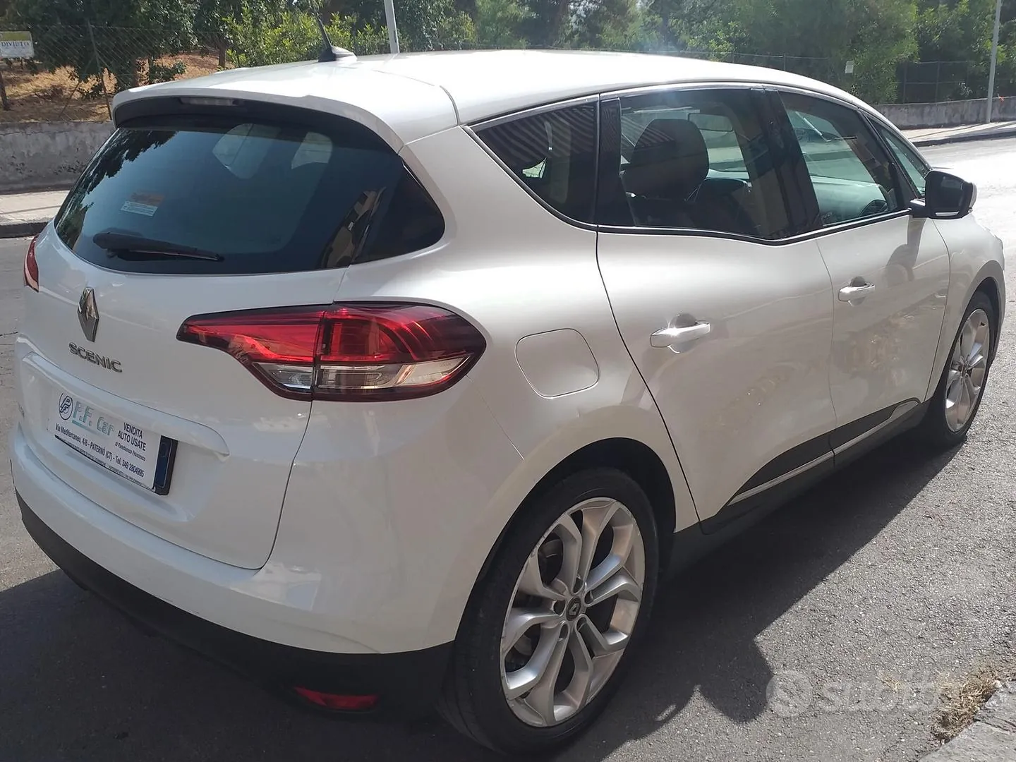 Renault Scenic 2017 photo 5