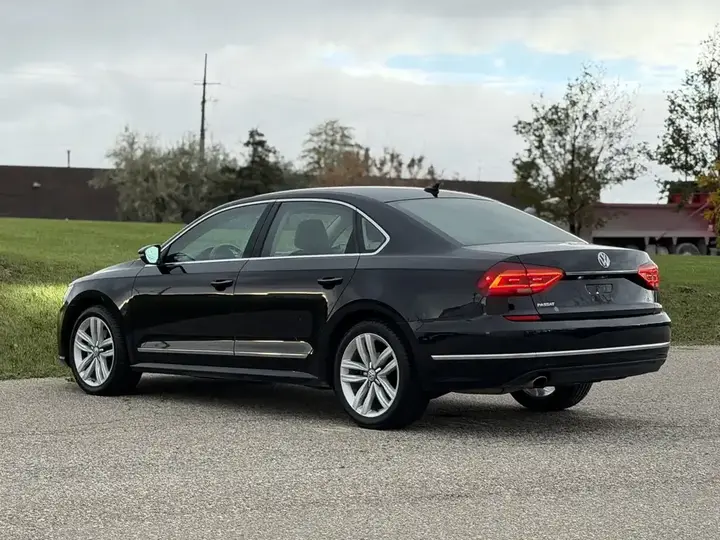 Volkswagen Passat 2017 photo 5