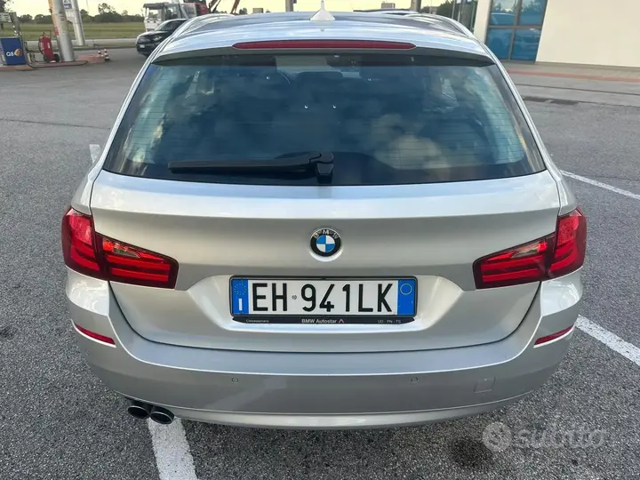 BMW 5 Series 2011 photo 5