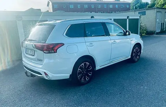 Mitsubishi Outlander 2018 photo 4