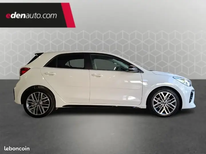 Kia Rio 2023 photo 5