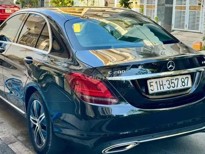 Mercedes-Benz C-Class 2020 photo 4