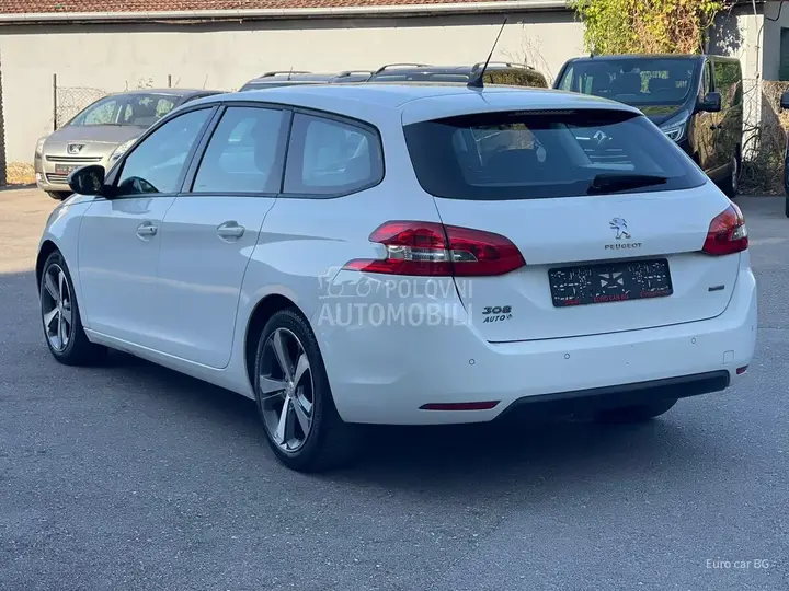 Peugeot 308 2015 photo 4