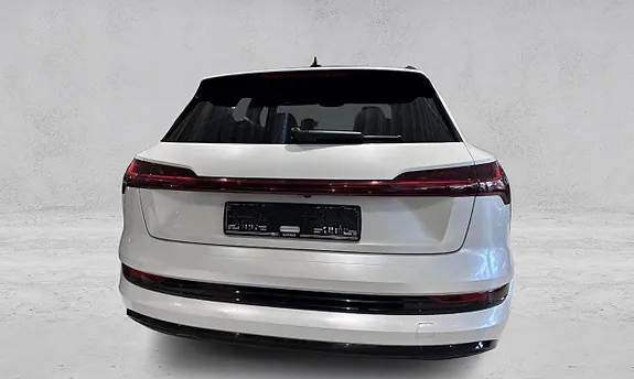 Audi E-Tron 2019 photo 4