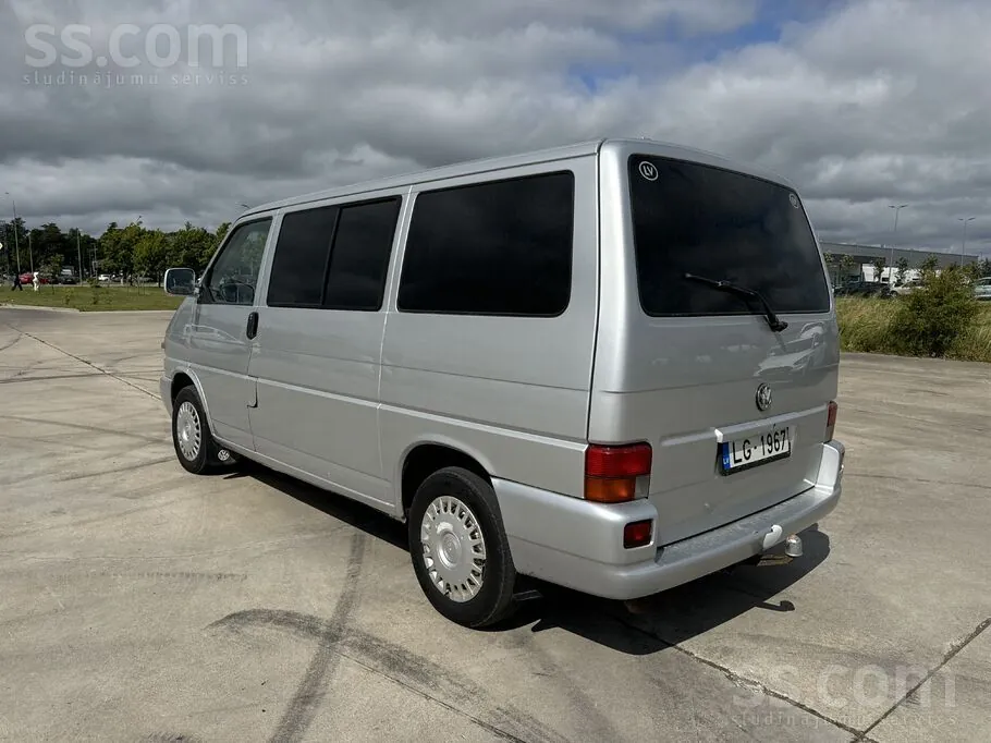 Volkswagen Multivan 2001 photo 5
