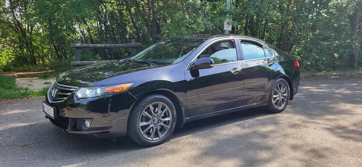 Honda Accord 2010 photo 3