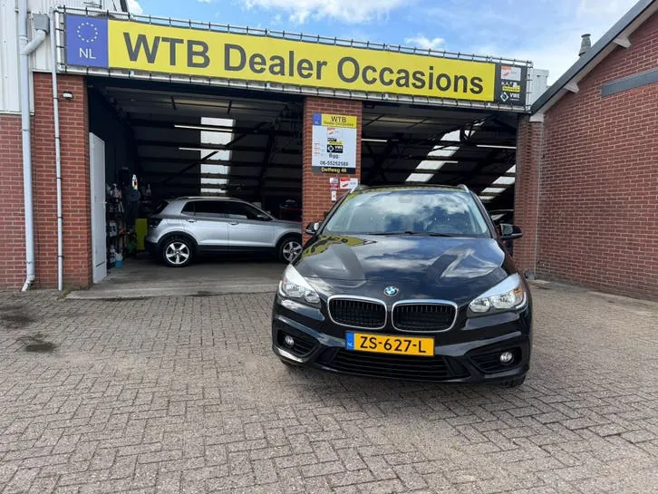 BMW 2 Series Active Tourer 2016 photo 3