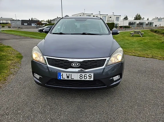 Kia Ceed 2012 photo 5