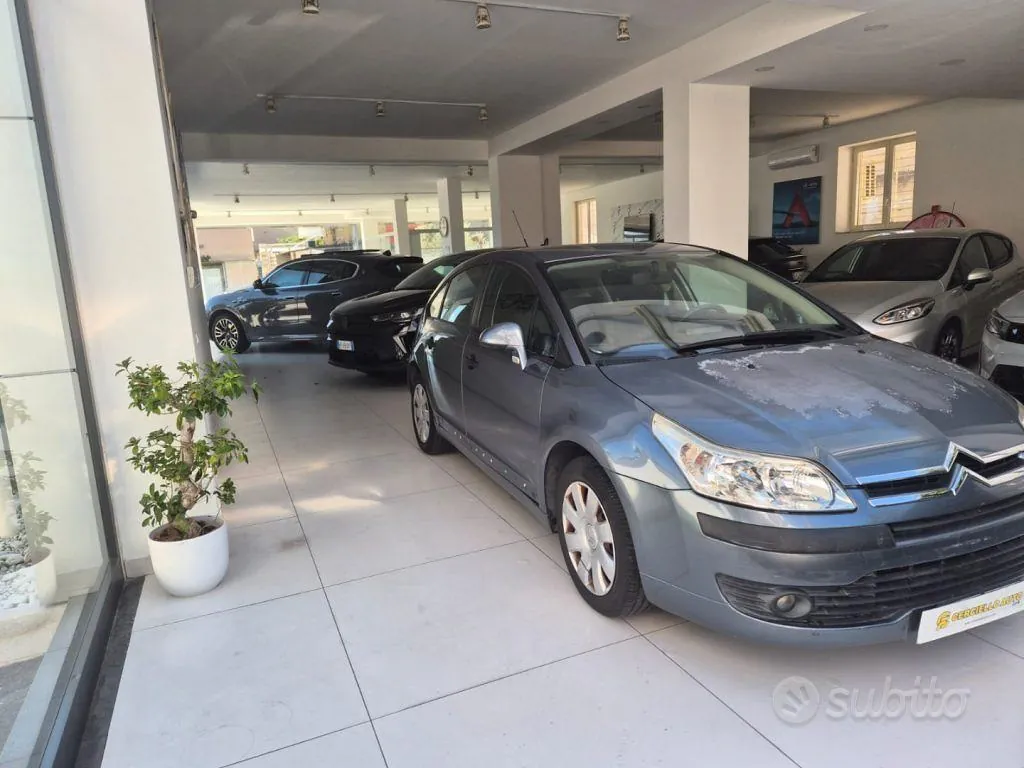 Citroen C4 2005 photo 3