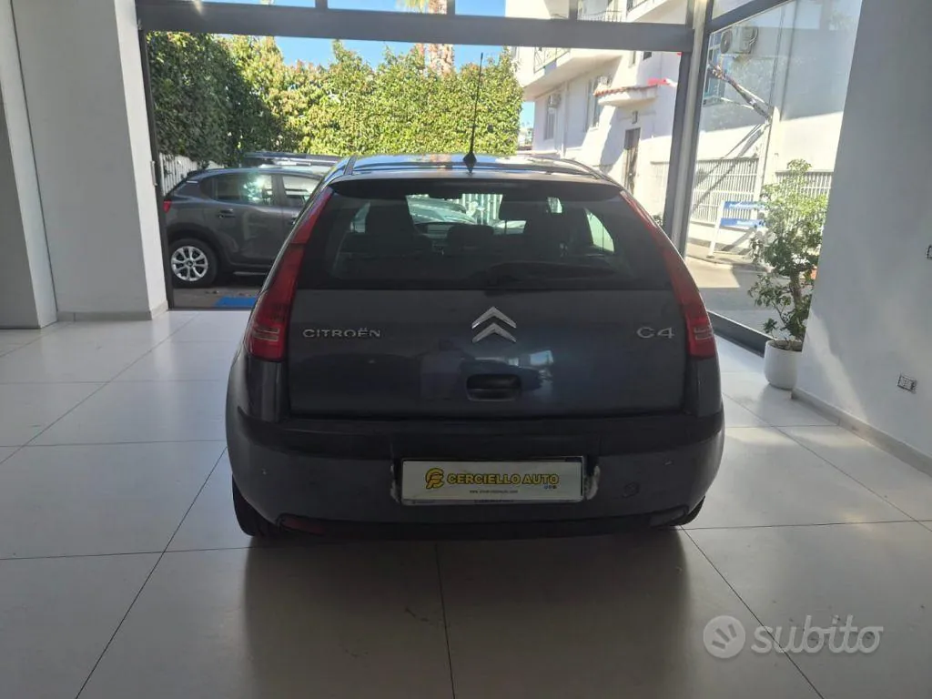 Citroen C4 2005 photo 4