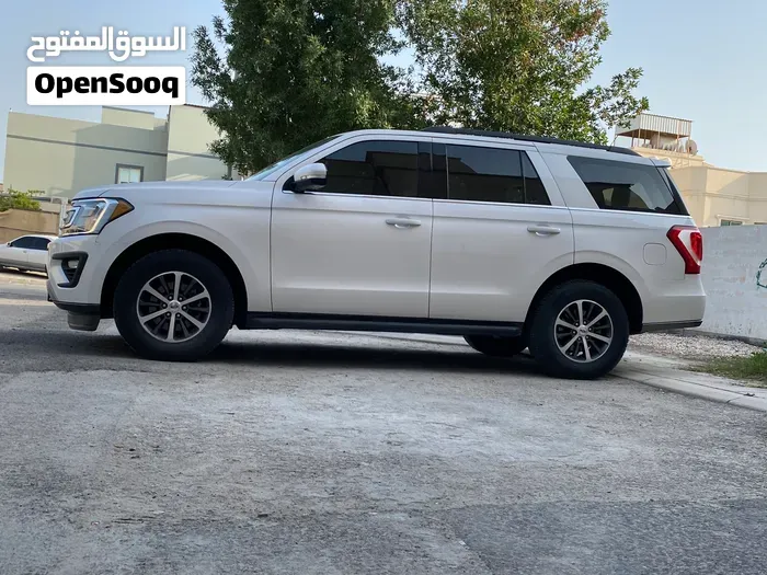 Ford Expedition 2019 photo 2