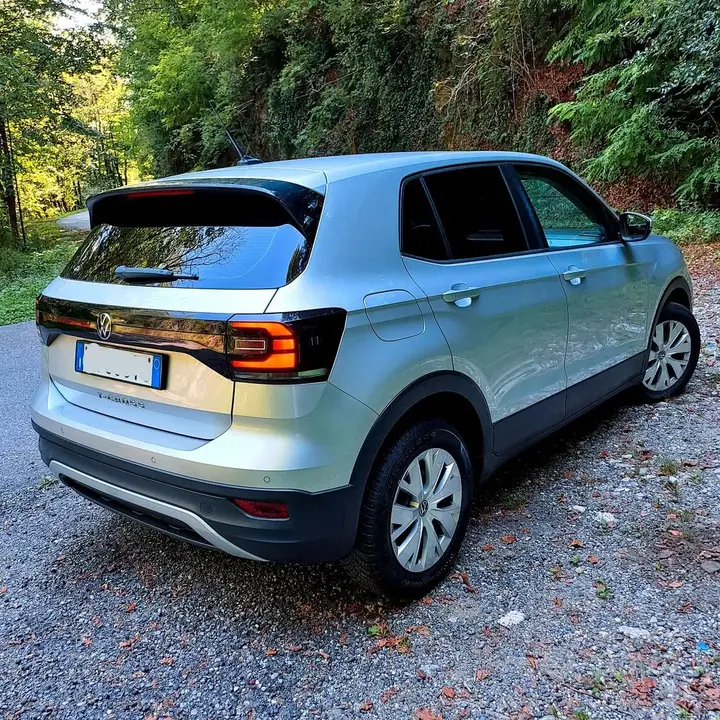 Volkswagen T-Cross 2021 photo 2