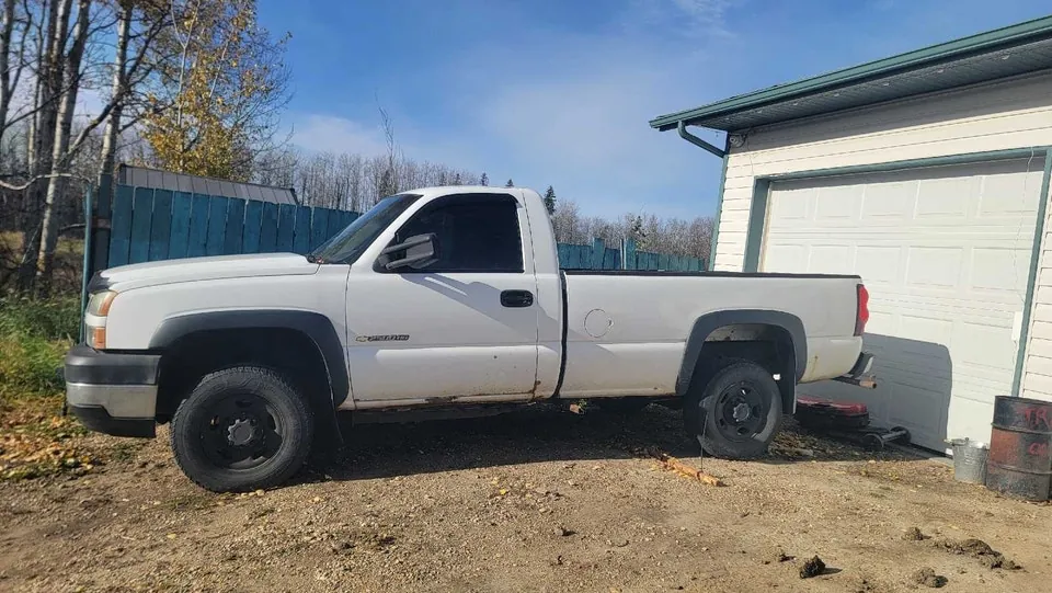 Chevrolet Silverado 2500 2007 photo 3