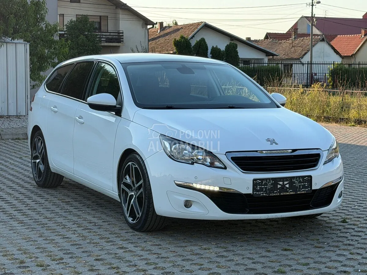 Peugeot 308 2014 photo 4