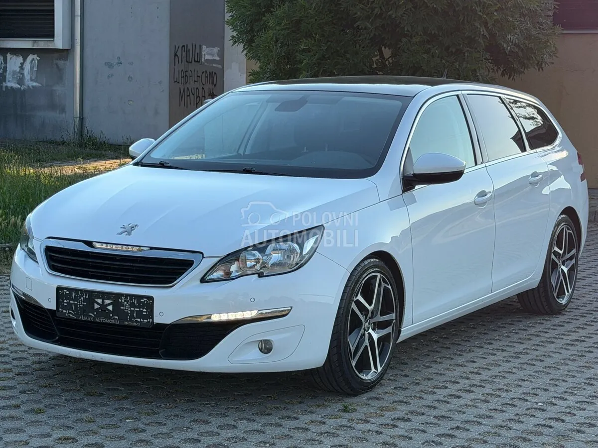 Peugeot 308 2014 photo 2