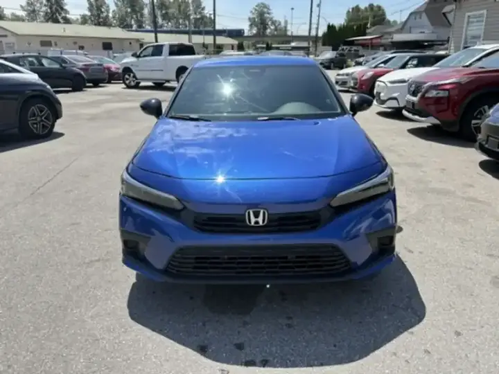 Honda Civic 2022 photo 2
