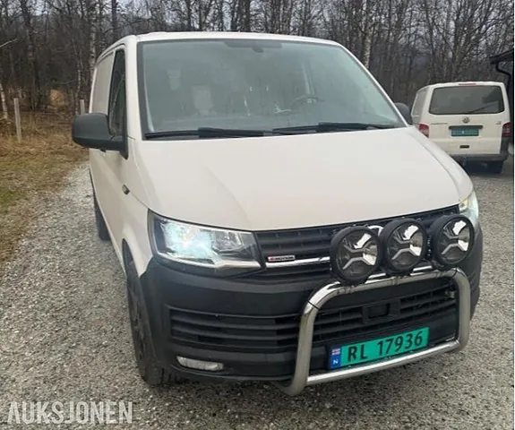 Volkswagen Transporter 2017 photo 2