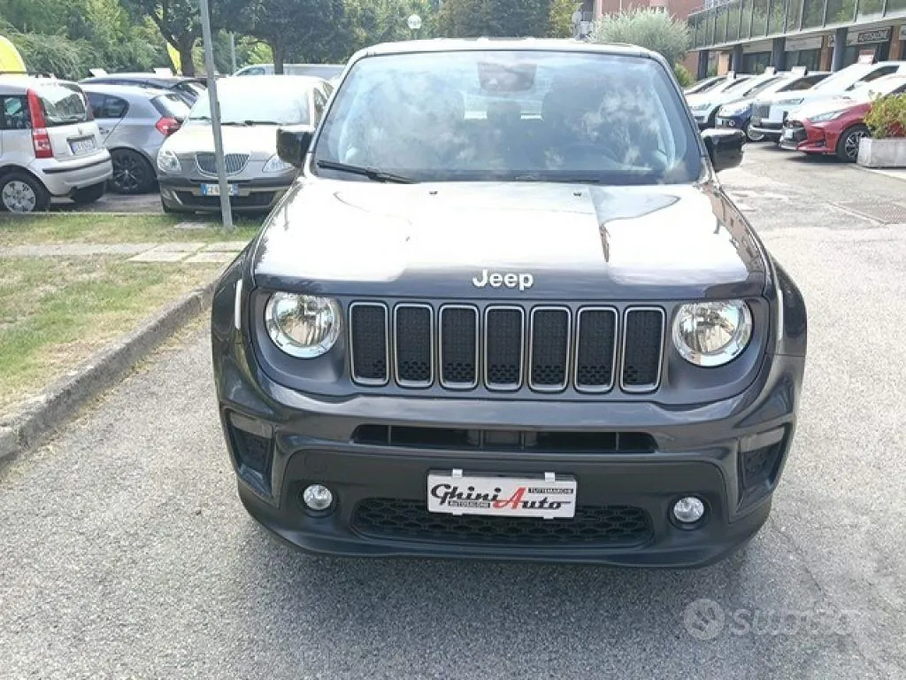Jeep Renegade 2023 photo 3