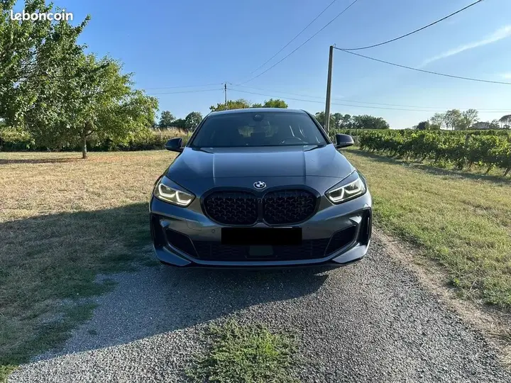 BMW 1 Series 2021 photo 2