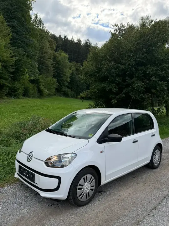 Volkswagen Up 2012 photo 2