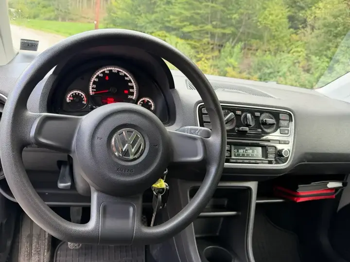 Volkswagen Up