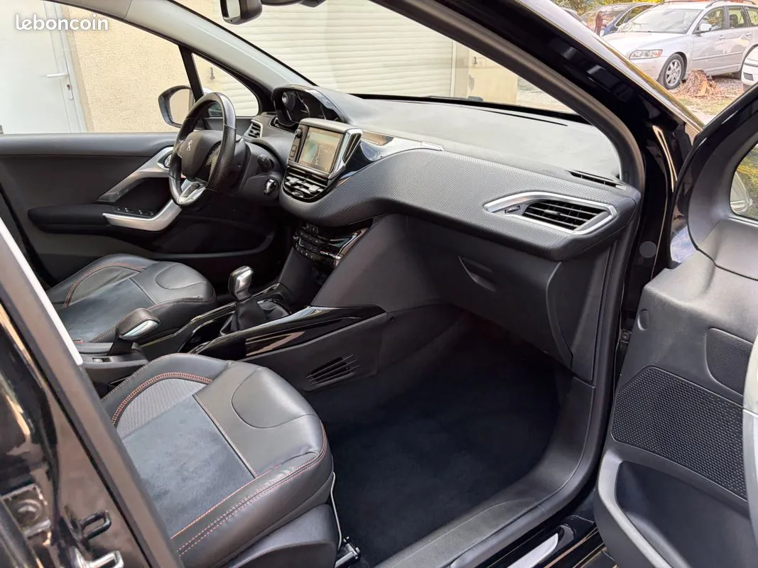 Peugeot 2008 2015 photo 3