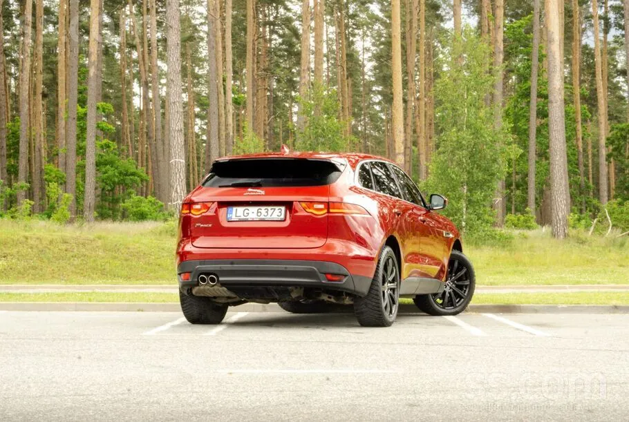 Jaguar F-Pace 2018 photo 5