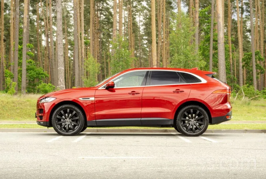 Jaguar F-Pace 2018 photo 4