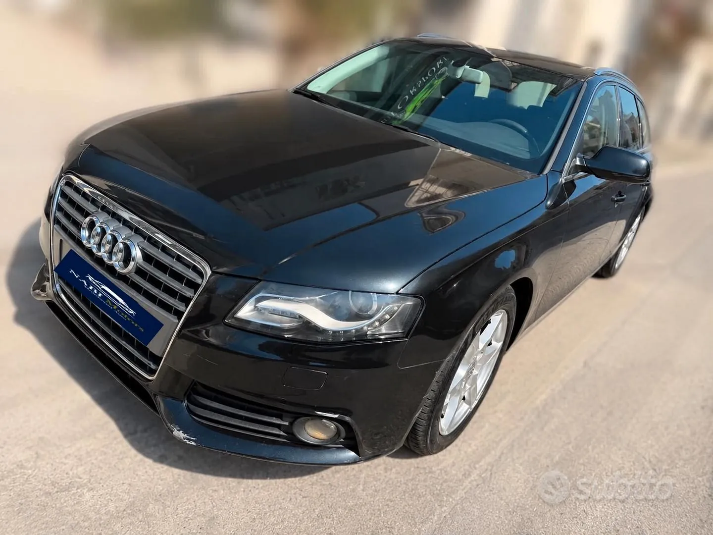 Audi A4 Avant 2012 photo 2