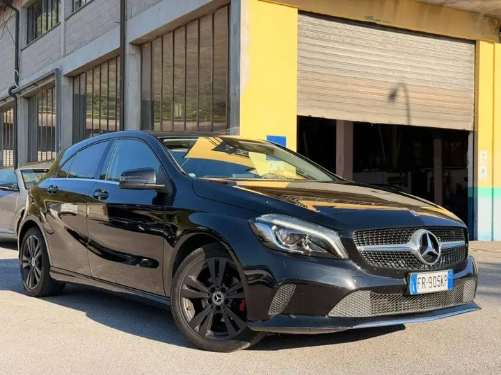 Mercedes-Benz A 180 2018 photo 3