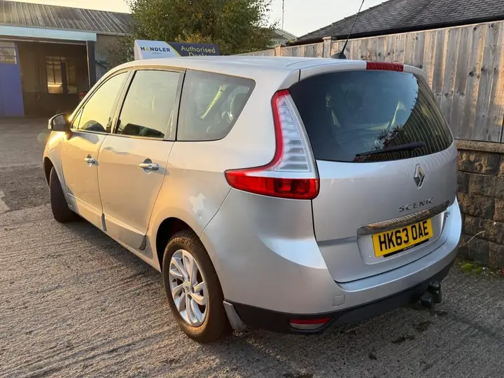 Renault Grand Scenic 2013 photo 5