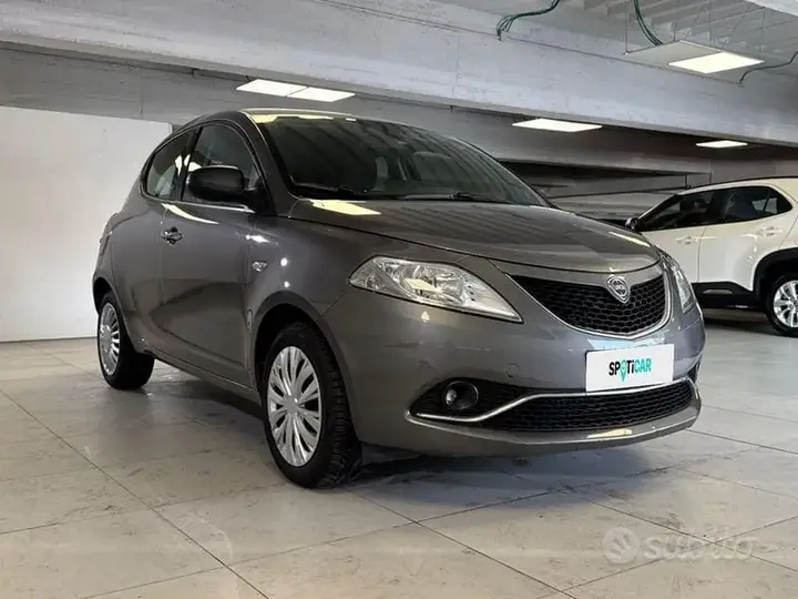 Lancia Ypsilon 2016 photo 5