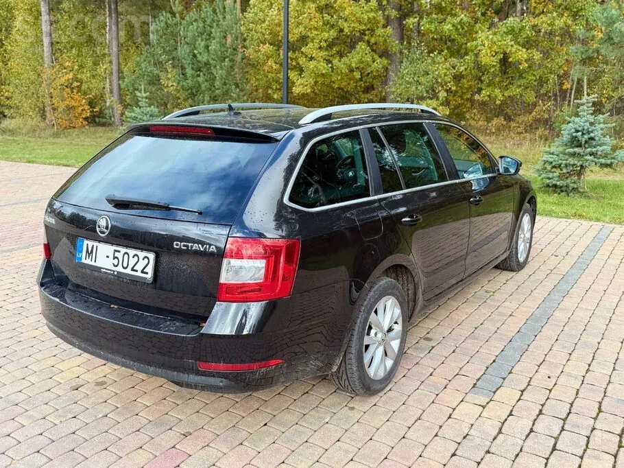 Skoda Octavia 2017 photo 3