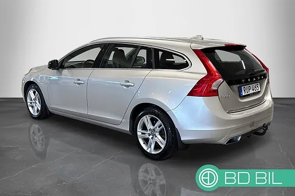 Volvo V60 2017 photo 2