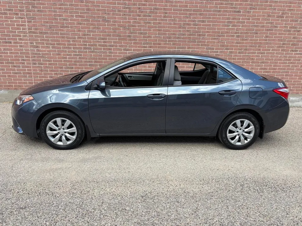 Toyota Corolla 2015 photo 2