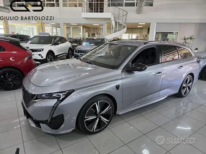 Peugeot 308 2025 photo 2