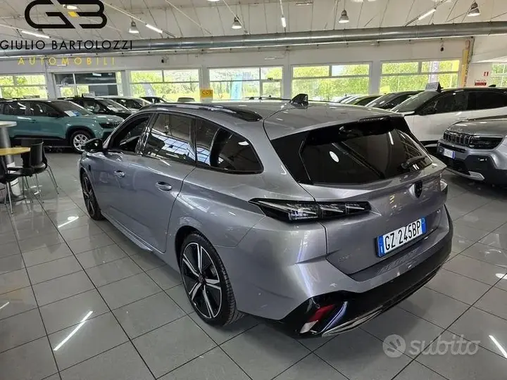 Peugeot 308 2025 photo 4