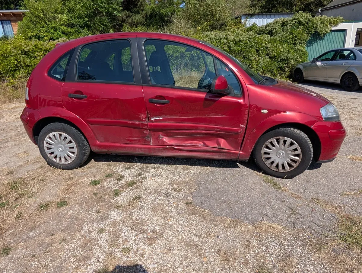 Citroen C3 2009 photo 3